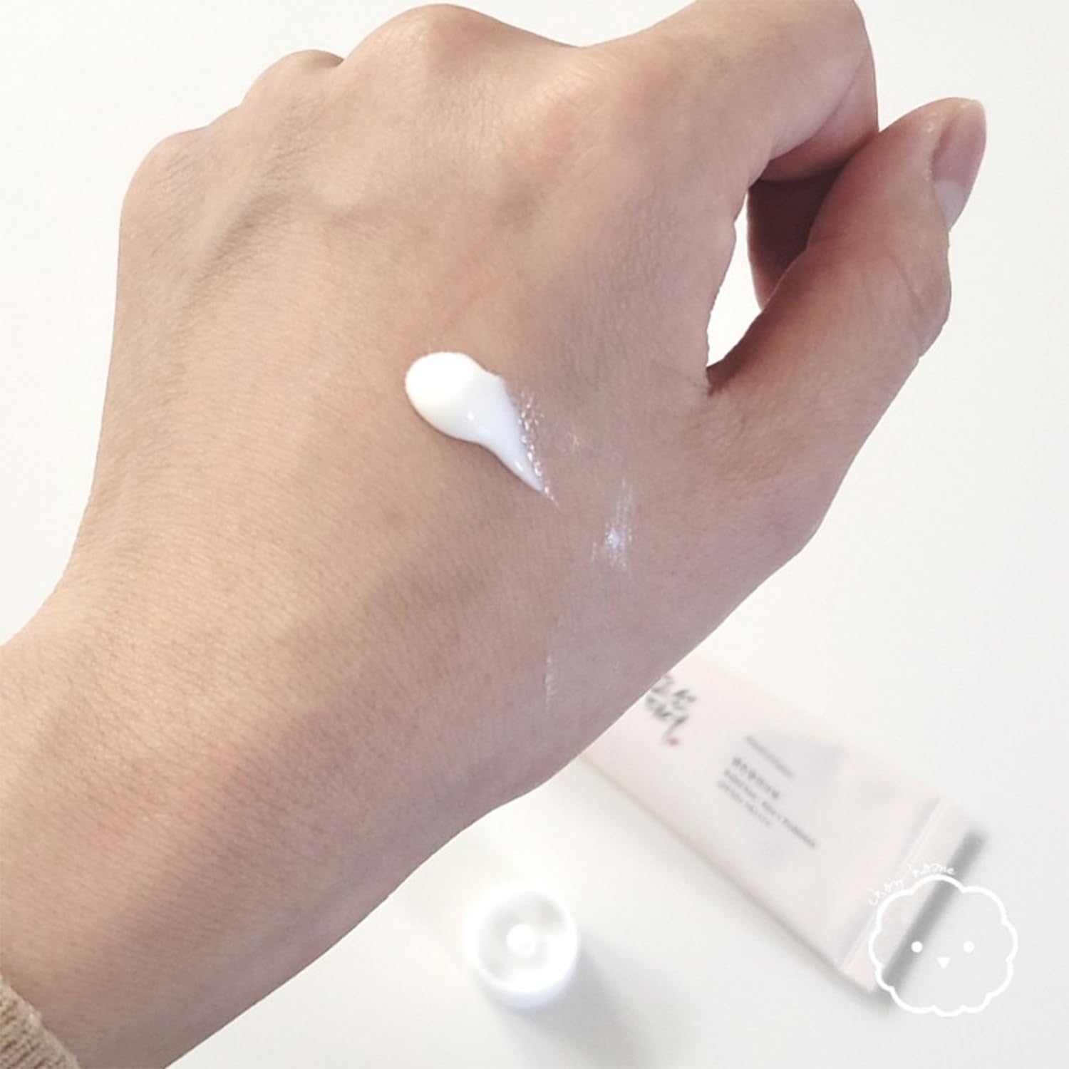 Organic Korean sunscreen SPF50+, PA++++ Riceand Probiotics | Korean Skin Care Solution for All Skin TypesNourishing Skin Protection and UV Def